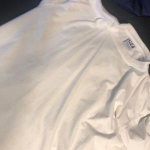 White tee